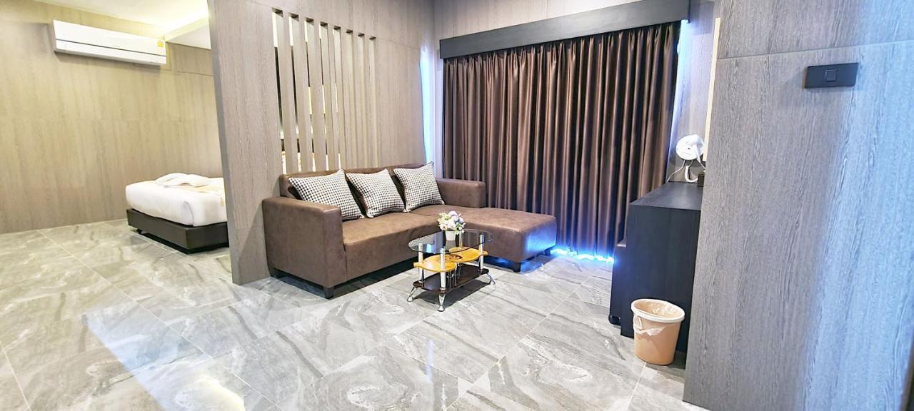 The Room Boutique Hotel 色军 外观 照片